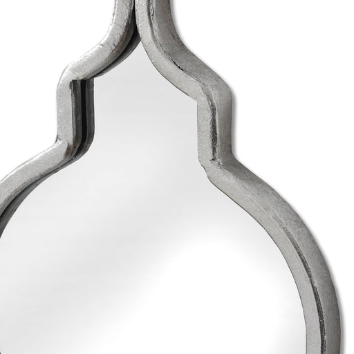 Silver Quarterfoil Decorative Hanging Mirror – image 2
