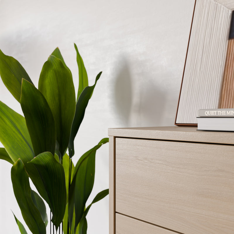 Alice Springs 4 Drawer Chest with Push-to-Open Drawers in Elegancia Oak and White – image 8