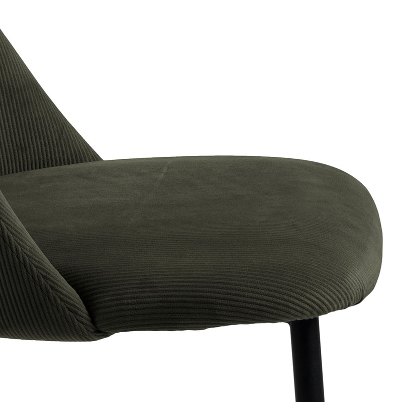 Yale Dining Table in Oak Included 4 Ines Dining chair in Olive Green – image 10