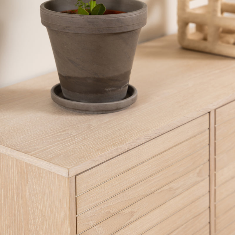 Linley 4 Door Sideboard in White Oak – image 8