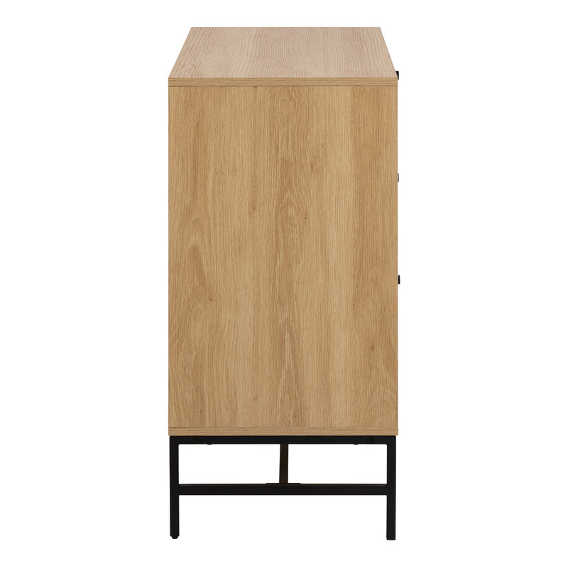 Albany Chest of 3 Drawers in Oak/Black Legs – image 3