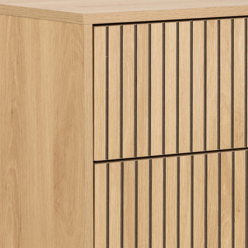 Albany Chest of 4 Drawers in Oak/Black Legs – image 7