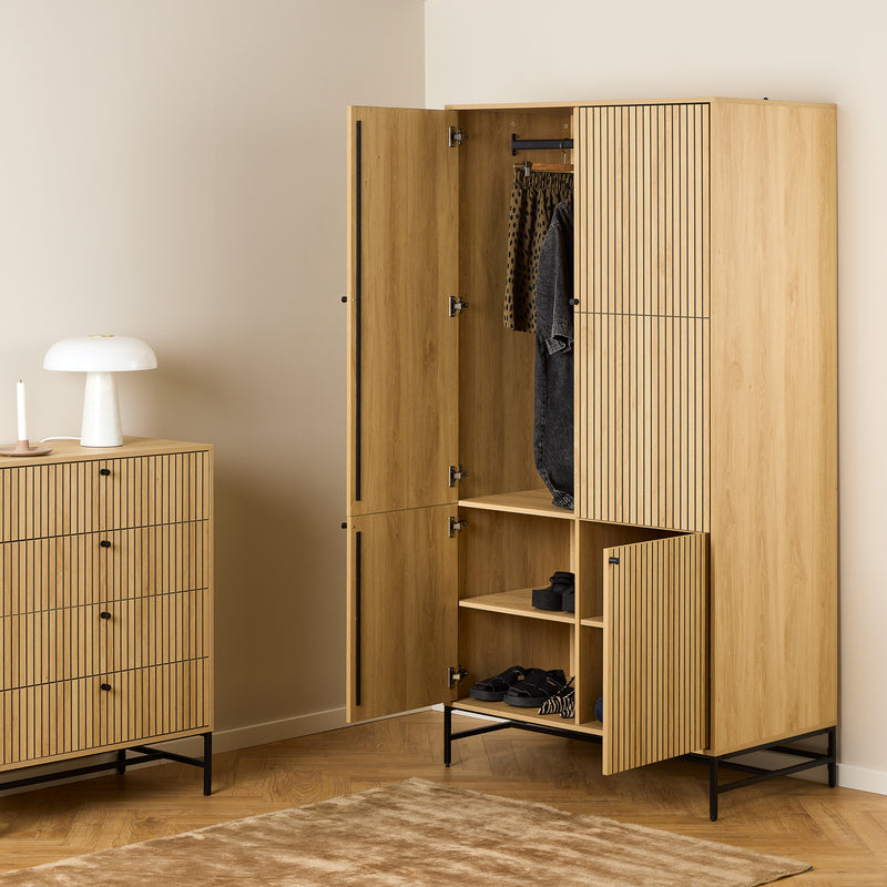 Albany Wardrobe 4 Doors in Black/Oak – image 6